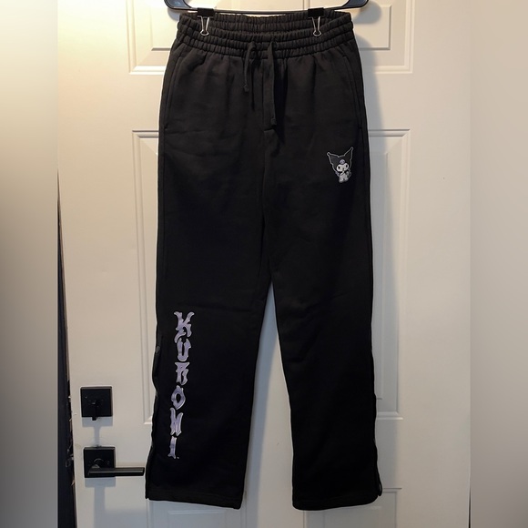Hello kitty and Friends Kuromi Sweat Pants - Picture 1 of 9